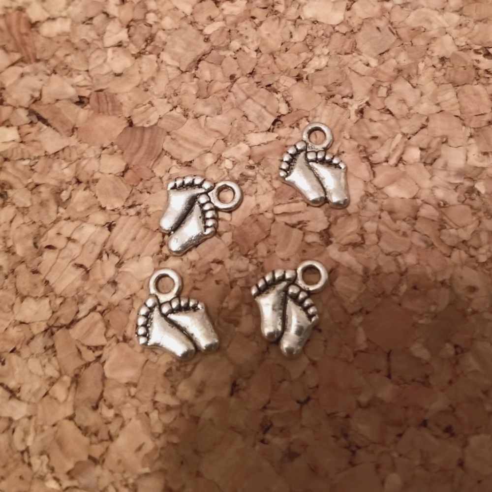 💥Final Markdown💥Baby Feet Charms